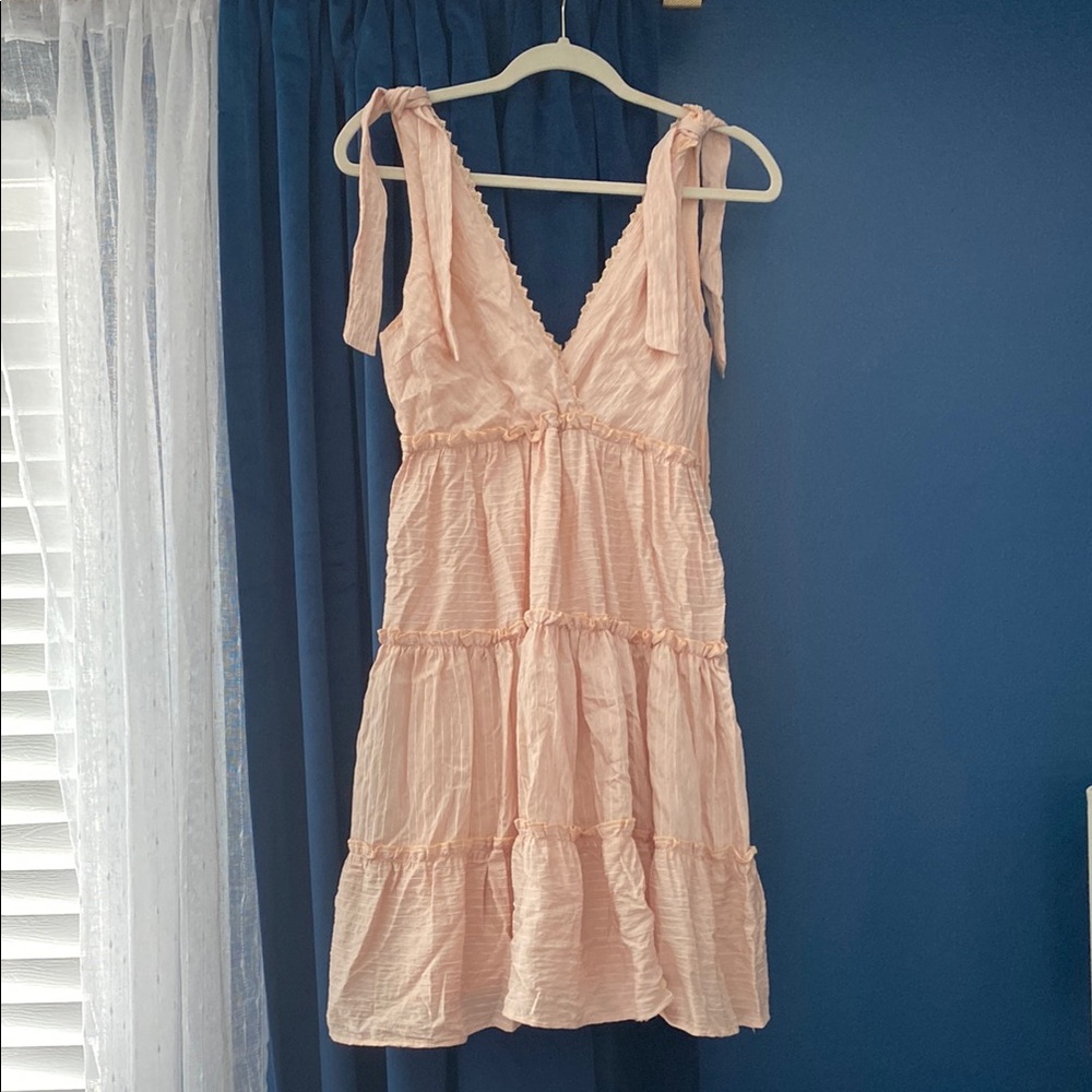 Gianni Bini Light Pink Tiered Mini Dress